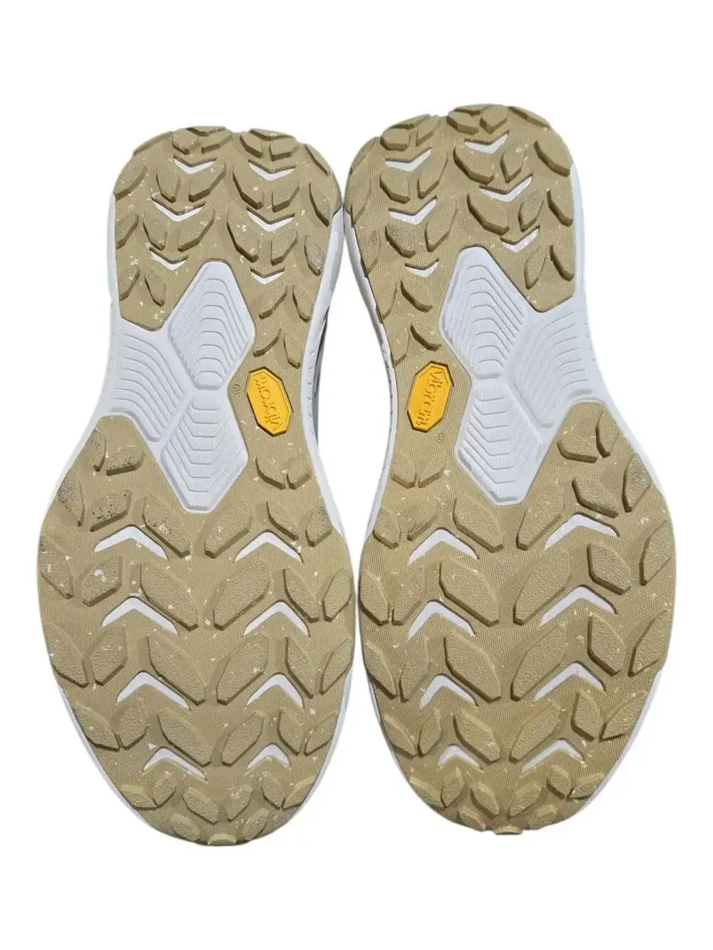 HOKA Transport Chukka GTX Sneakers in Oat Milk/Alabaster Women's Size 9.5